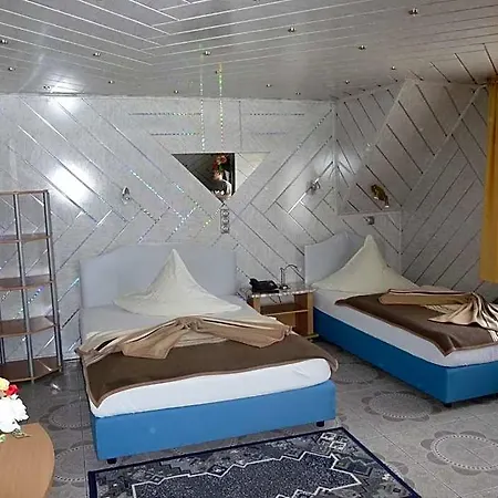 Tenne 4*